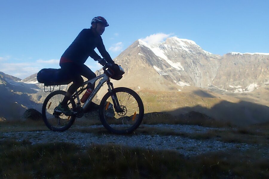 Cyklistika - okruh Grand Combin