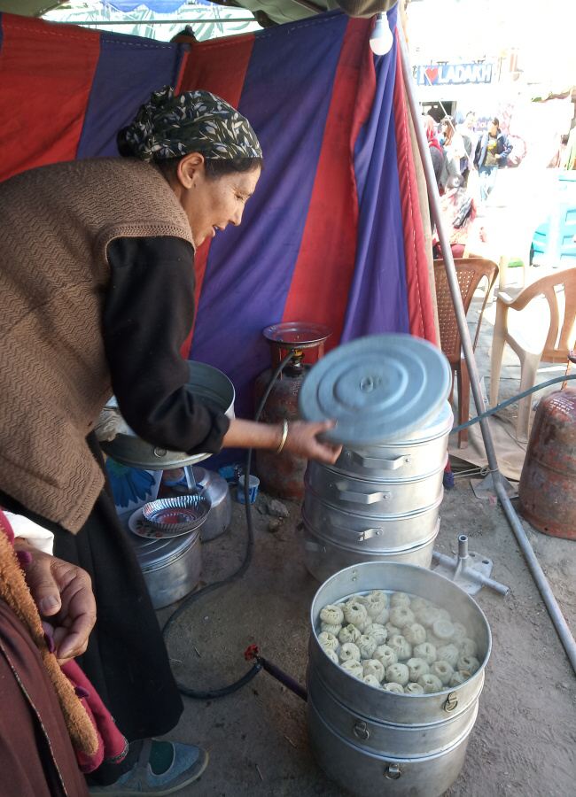 momo 30 nepal ladakh tibet